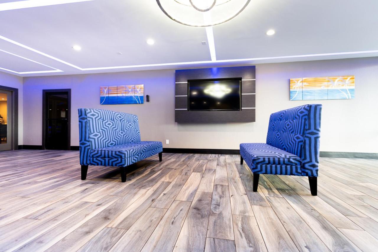 Surestay Plus Hotel By Best Western Point Ричмънт Екстериор снимка