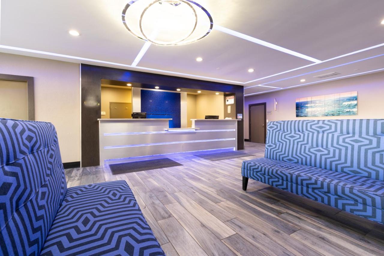 Surestay Plus Hotel By Best Western Point Ричмънт Екстериор снимка